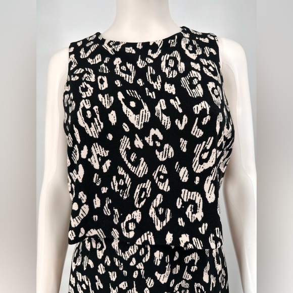 Banana Republic Open Back Leopard Print Dress - Picture 4 of 8
